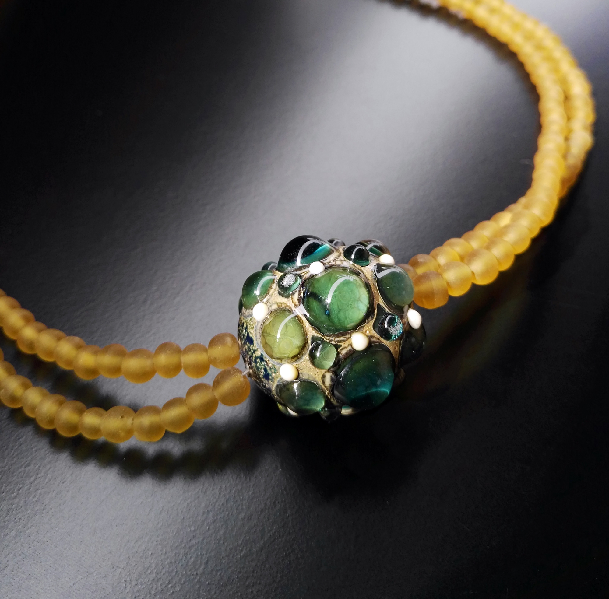 DEttaglio collana fenice laguna