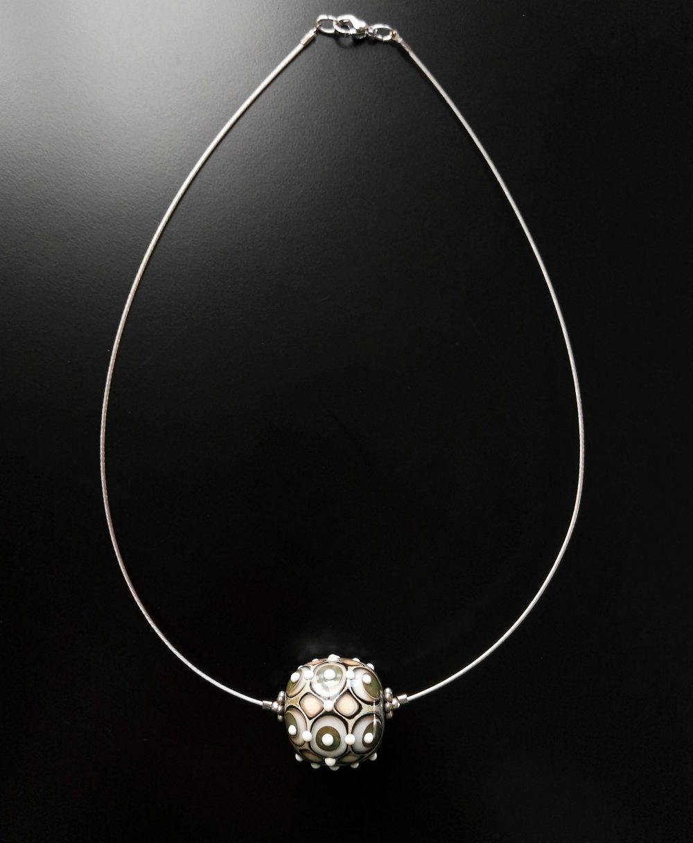collana con perla in vetro di Murano e cavetto in acciaio murano glass bead and stainless steel wire