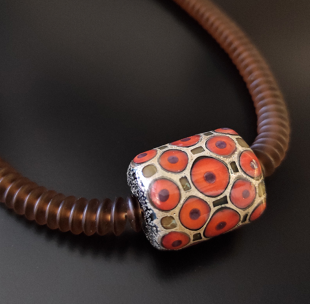 Autumn-Fenice-bead-necklace