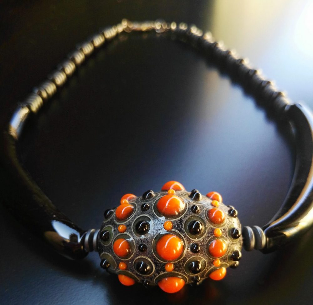 [:it]Murano glass bead necklace collana perla vetro di Murano[:en]collana fenice giallo nero[:]