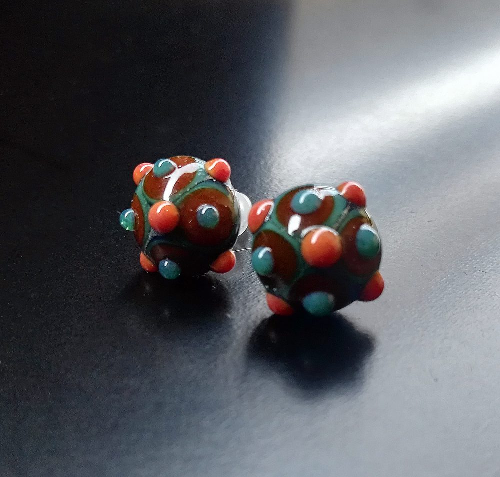 [:it]Murano glass earrings orecchini in vetro di Murano[:en]orecchini-bottone-caramello-corallite-Alessia-Fuga[:]