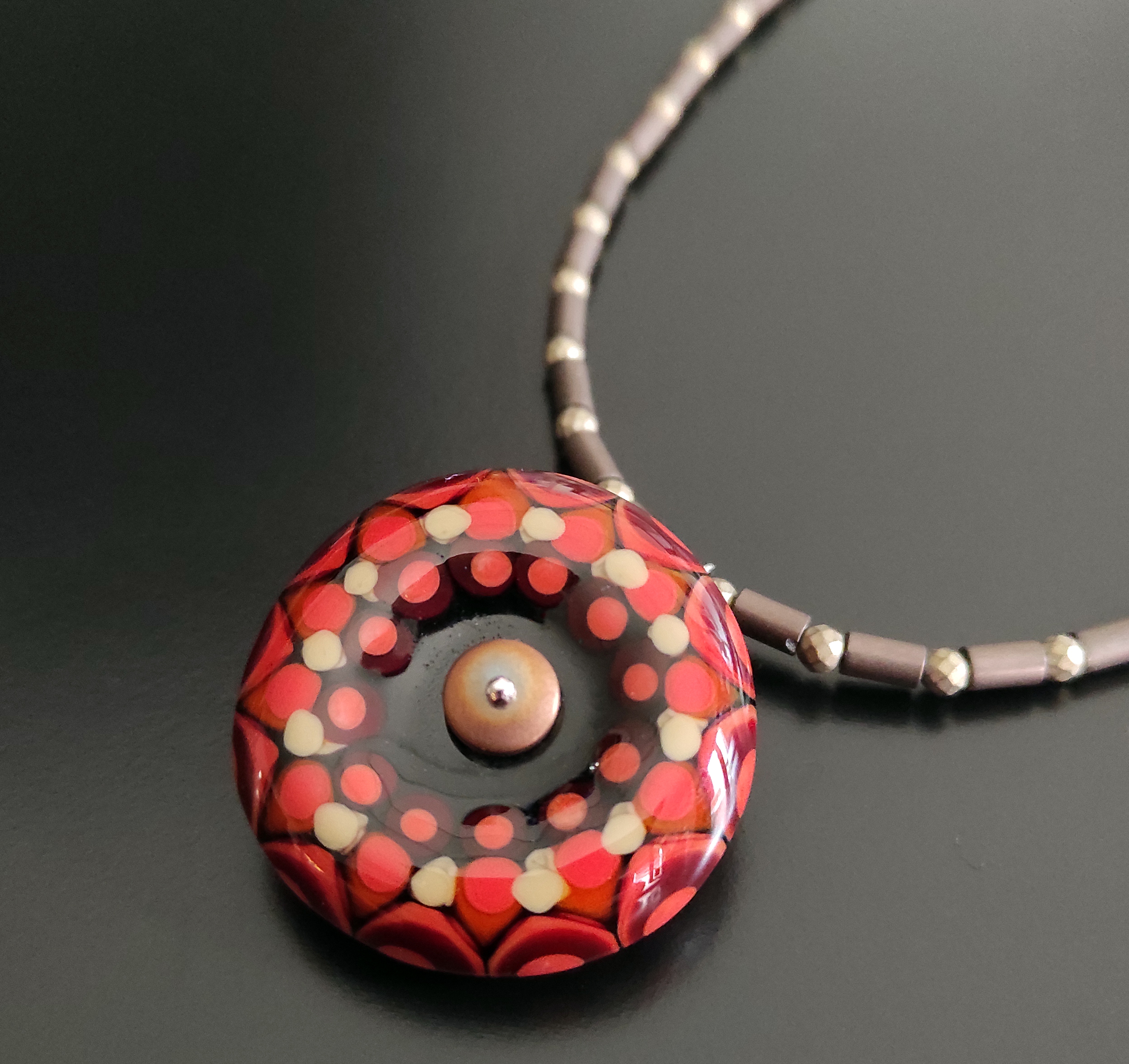 collana-con-perla-in-vetro-di-murano-e-pietre-dure