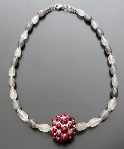 quarzo-grigio-e-perla-in-vetro-di-Murano-rosso-scale